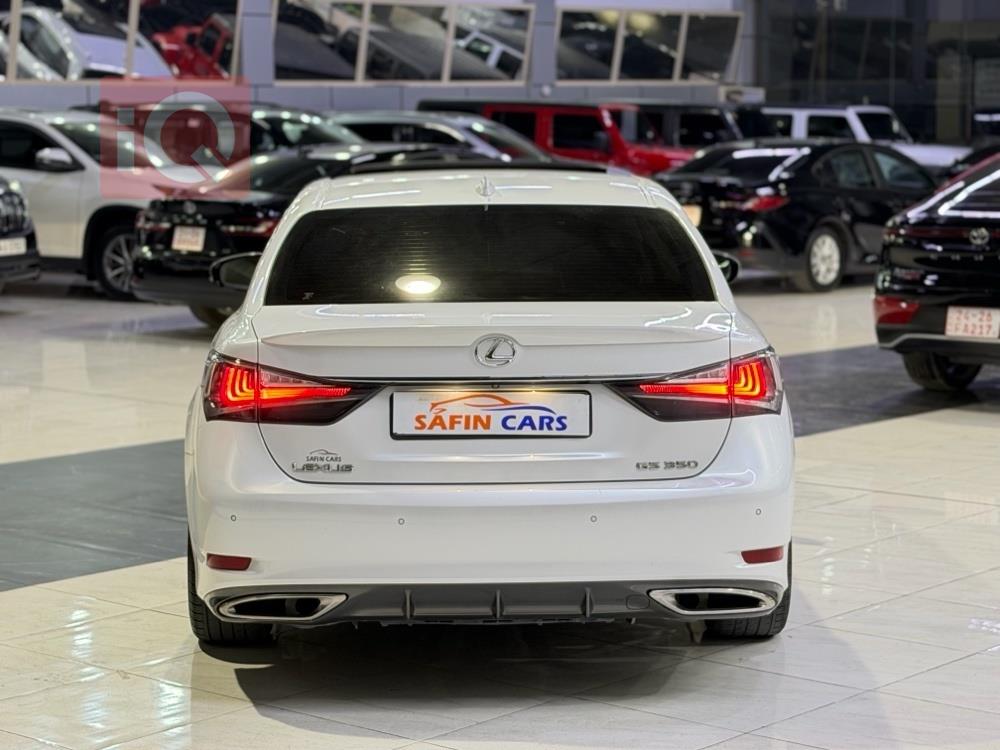https://cdn.iqcars.ioc4aeae9d-b5b5-4ac5-8201-e1c9b3f3159a_4.jpg